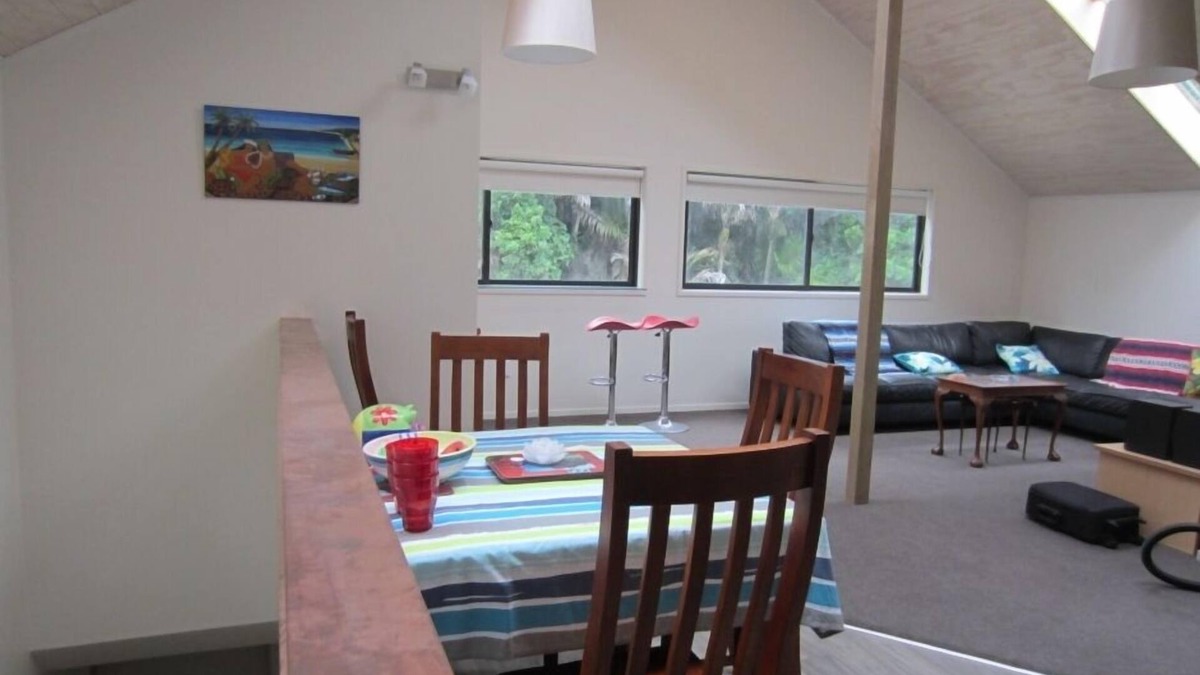 Muriwai Apartment | New Modern Muriwai Studio