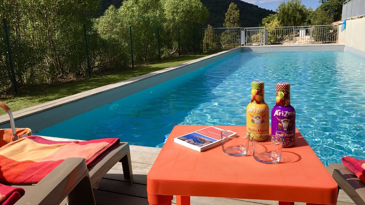Santa Giulia House | New, modern stone chalet with large terrace and large pool (Rondinara)