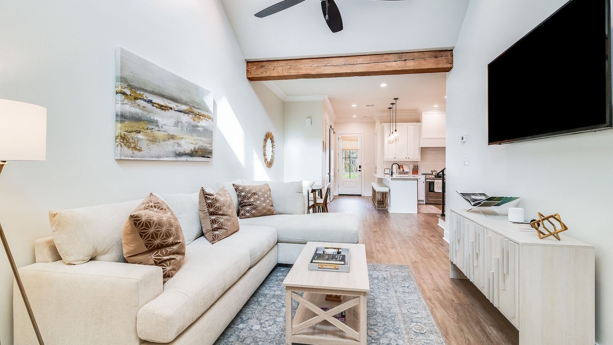 Lafayette House | New modern townhome with Cajun flair located right in the heart of Lafayette!