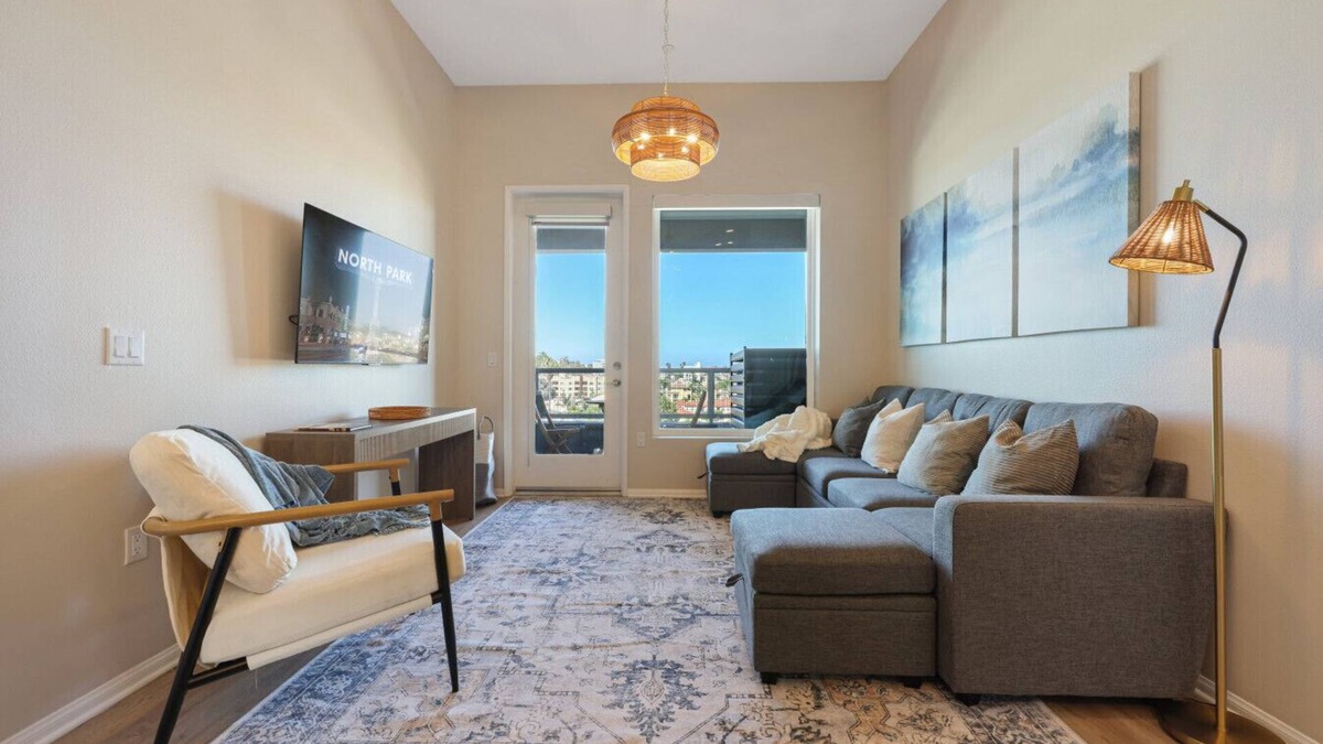 North Park Apartment | New N Park 2br Penthouse ~King Beds~Work Spaces~Views~Parking!