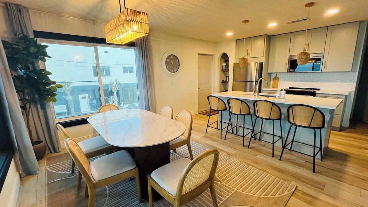 Bethune Beach House | NEW- New Smyrna Beach front house