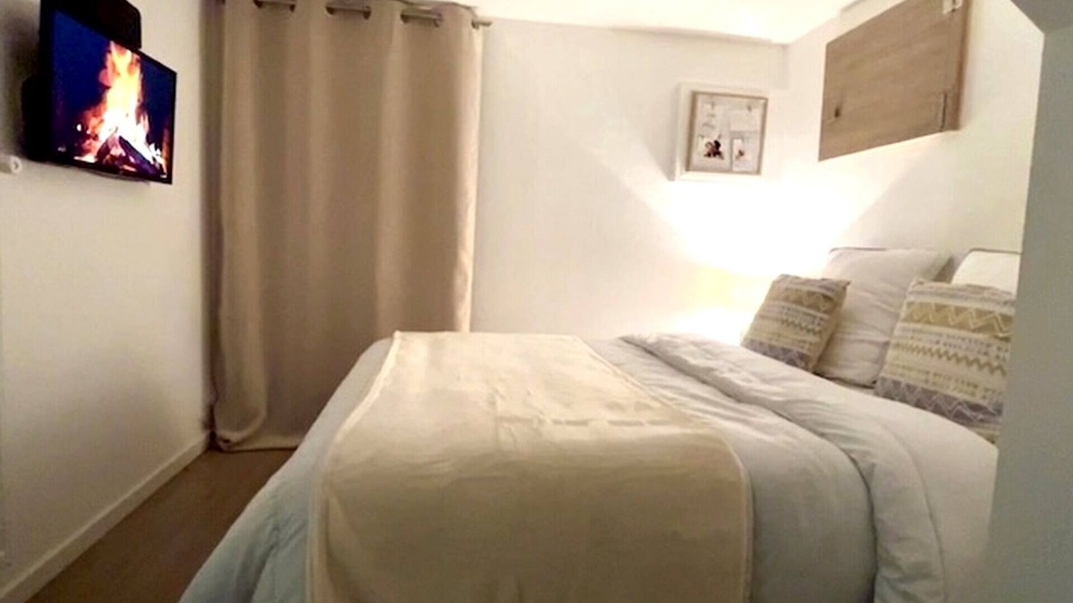Saint-Pierre - Rene II - Bonsecours Apartment | New/Oasis in the Heart of Nancy with Garden and Free Parking 🍃