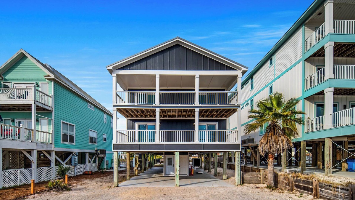 Gulf Shores House | NEW - Ocean View, Heated Pool, Beach, Sleeps 18, Fully Loaded