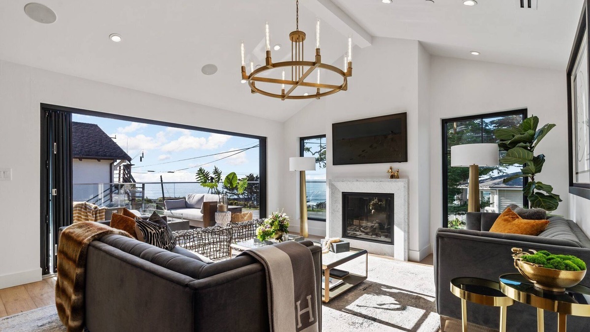 Moss Beach House | NEW! Ocean Whispers 4-Bedroom Home with Pool