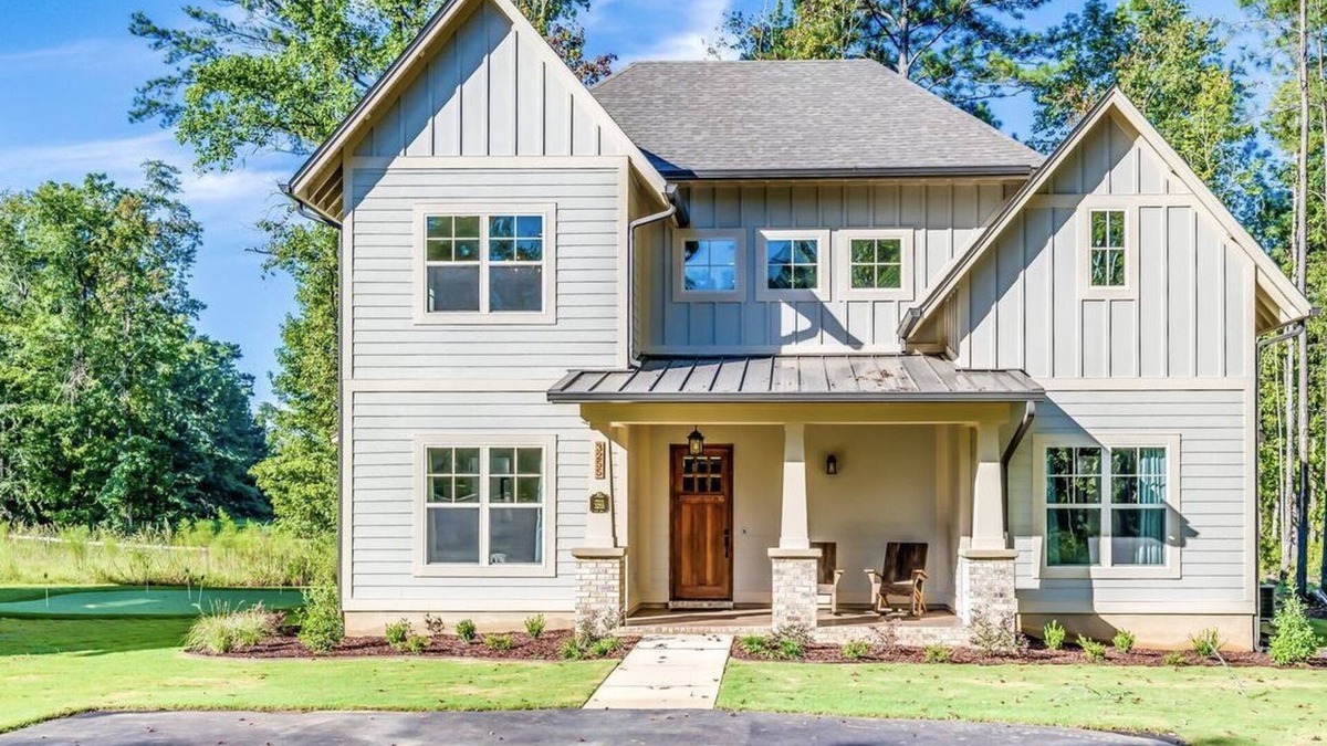 Opelika House | New, On-Site, Overlooking the LAKE Golf Course @ Grand National