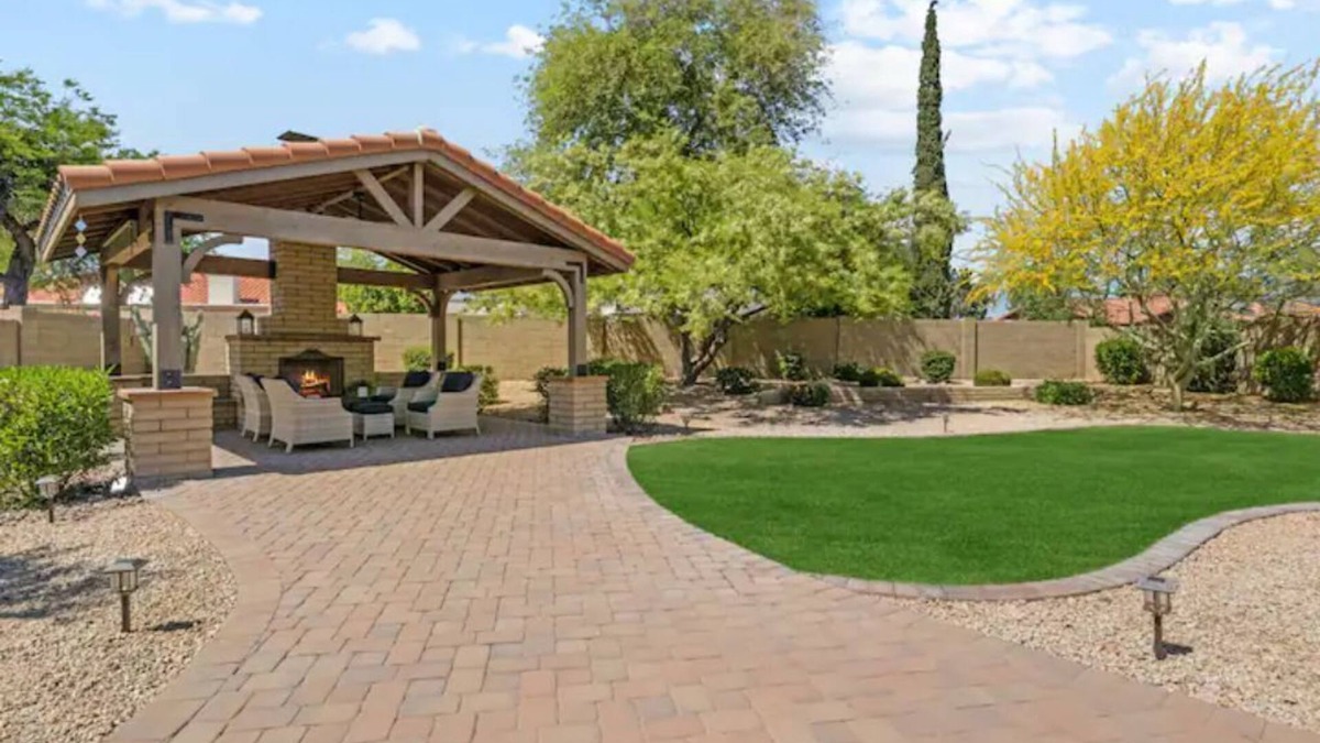 Buenavante House | NEW Outdoor Living + EV Charger & Peloton