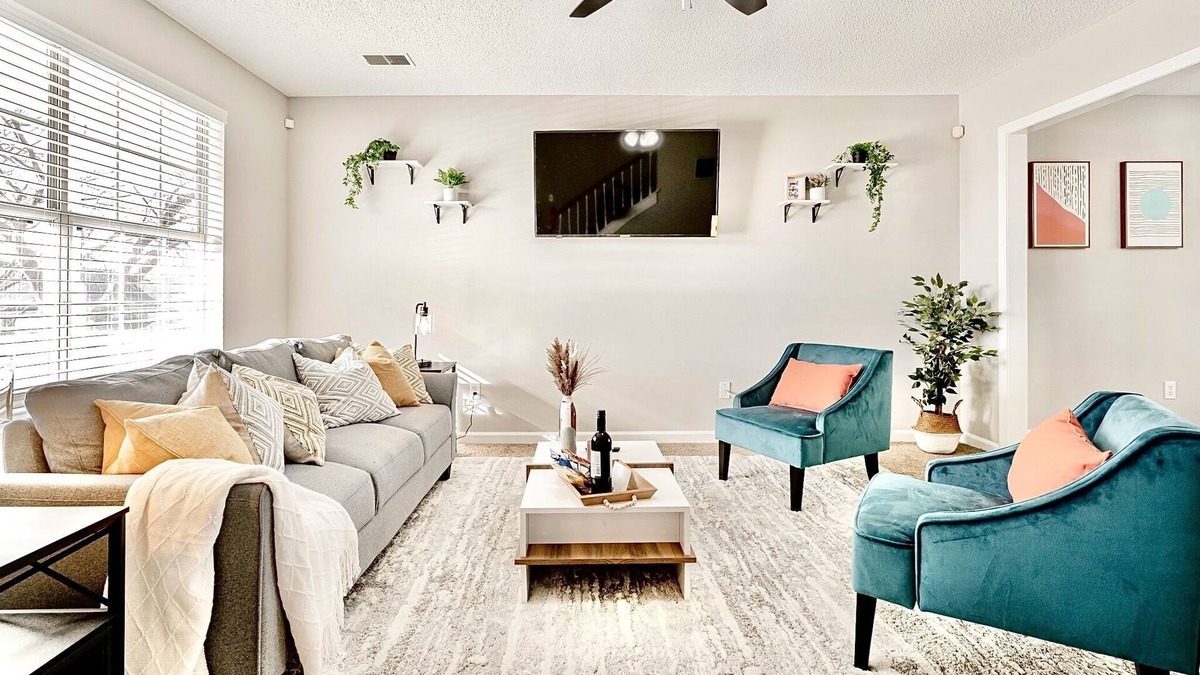 Huntcliff House | NEW Peaceful Retreat near Ft Jackson & Downtown!