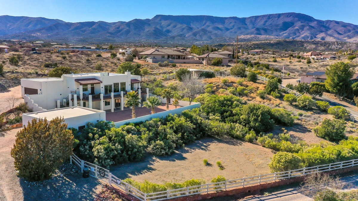 Cottonwood-Verde Village Villa | New Pebble Tech Pool & Manual timer on Spa, Red Rock Views @ 7J Ranch