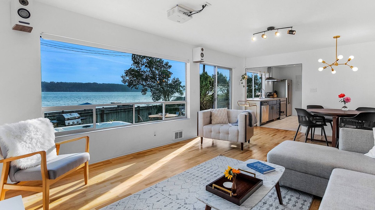 Belfair House | New! Private beach on Hood Canal, Hot Tub, King Beds, Disco Lounge, Firepit