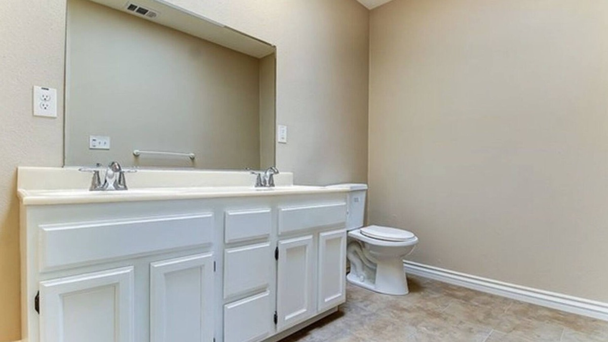 Alessandro Heights House | NEW! Private Guesthouse w/shared pool & fire pit