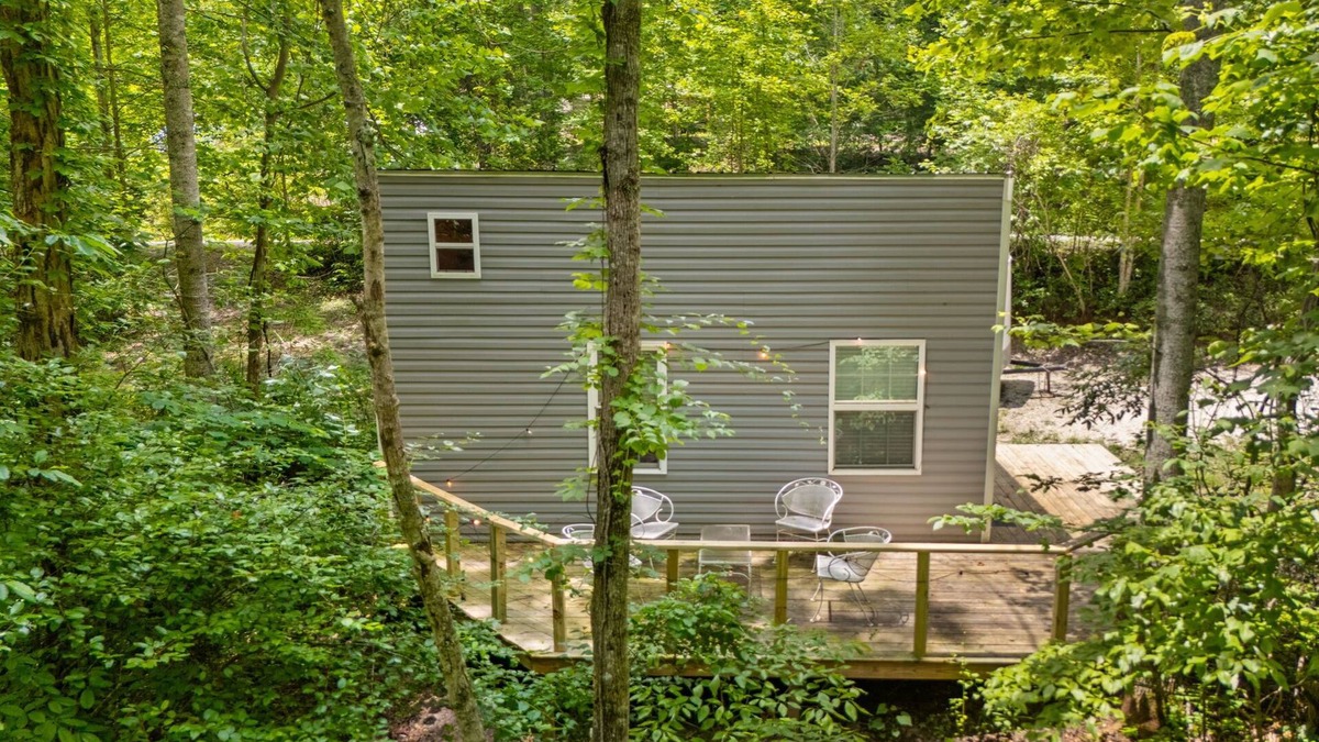 Stanton Cabin | NEW, Promo Pricing - Karmic Loft Woodland Escape