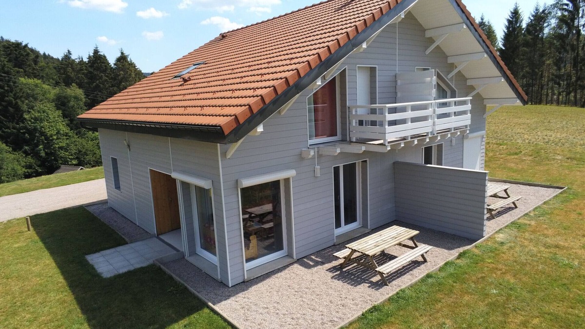 Le Tholy Cottage | New quiet gîte near Gérardmer with terrace and forest walks