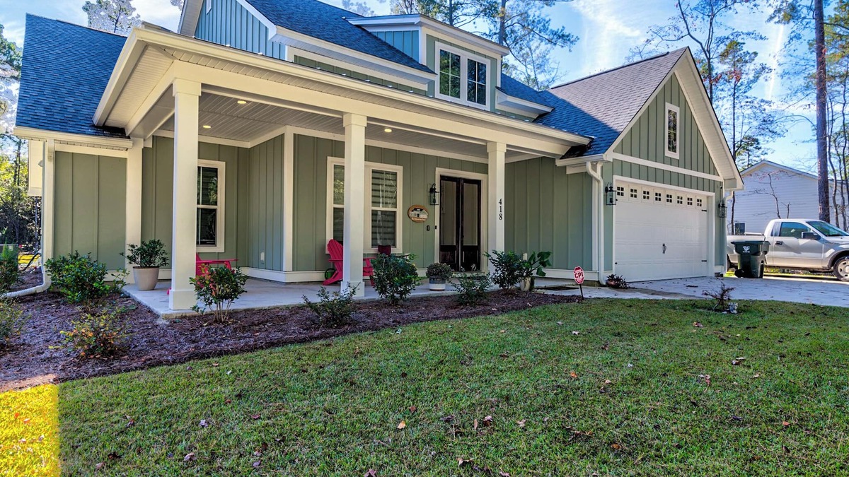 Ridgeville House | New ranch near Volvo!