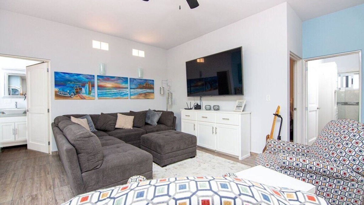 El Pescadero Condo | New rental! Peaceful and cozy condo, just 2 minutes from the beach.