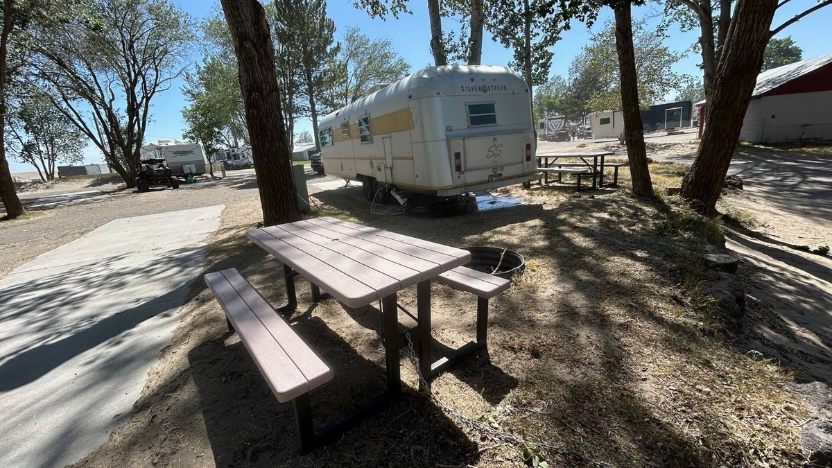 St. Anthony RV Rental | *NEW* Sand Dunes Vintage Camper ~Sand Hills Resort