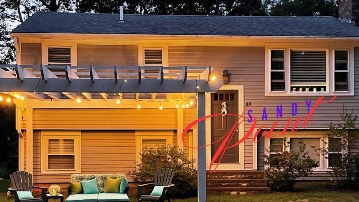 North Eastham House | New! Sandy Point-Private beach/Dog Friendly