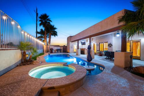 Havasu Foothill Estates House | NEW Santa Fe Style Pool Spa Near Yonder Park