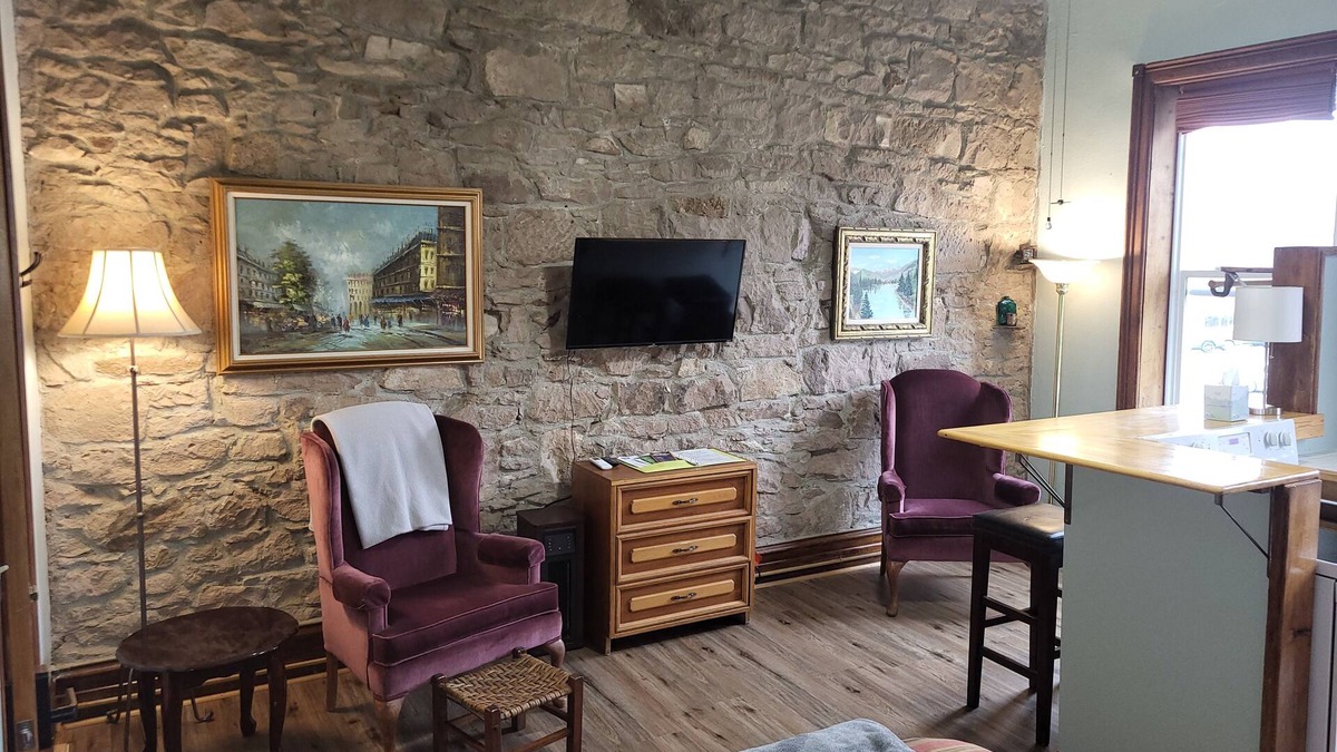 Del Norte Apartment | New Sauna Stone Quarry Studio apartment