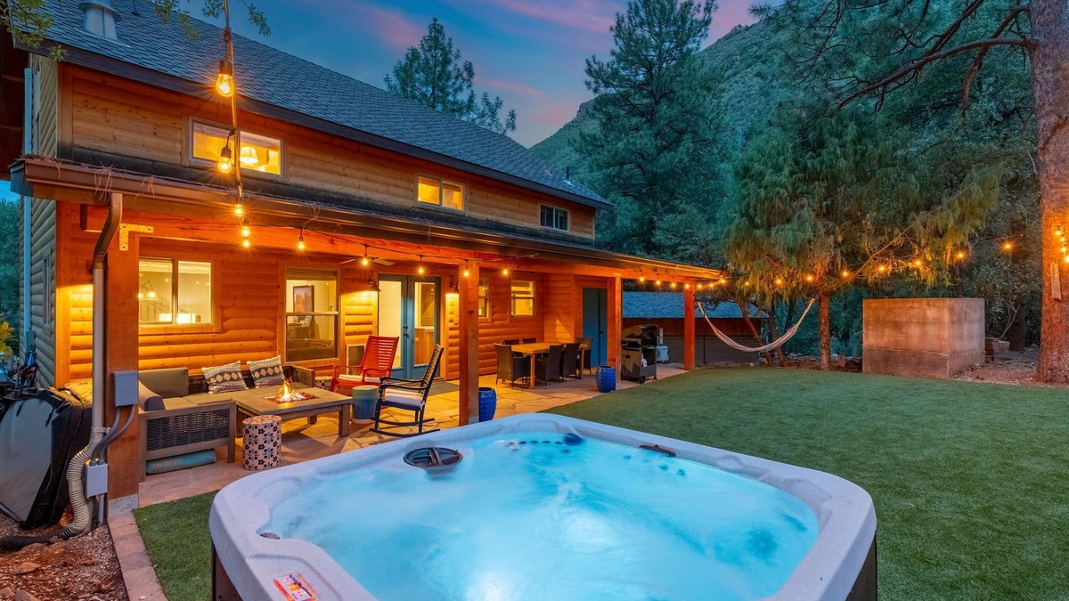 Sedona House | NEW Sedona's Hideaway - Spa, Creek Access, Canyon Views, Game Lounge