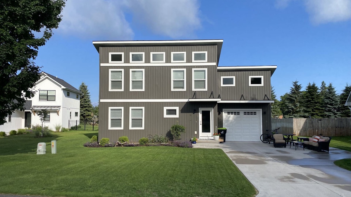 Empire House | New - Single Family Home less than 1000 yards from Empire Beach