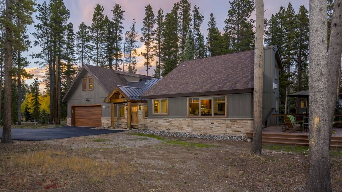 Breckenridge Heights House | NEW Ski Hill Ridge on Peak 7 with Epic Views