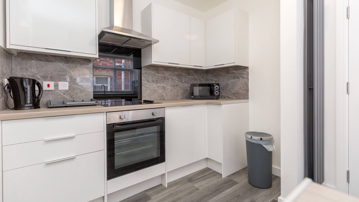 Wellingborough Apartment | New Studio apartments available on short term let - Wellingborough. easy parking