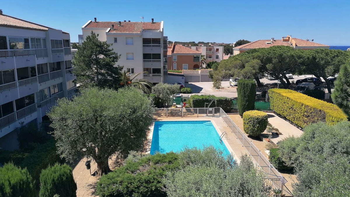 Six-Fours-les-Plages Apartment | NEW STUDIO - POOL - 200M BEACH - SIX FOURS LES PLAGES