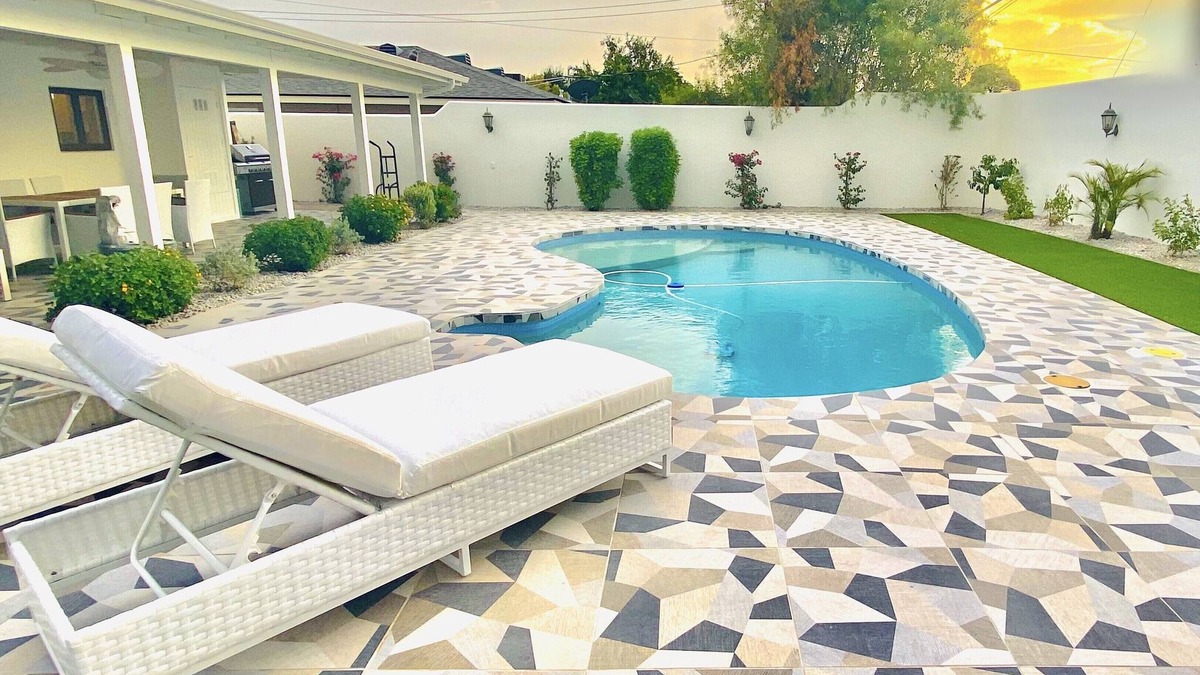 Cavalier Vista House | NEW!STUNNING LUXURY & GLAM |OLD TOWN SCOTTSDALE |DUAL PRIMARY BDRMS |HEATED POOL