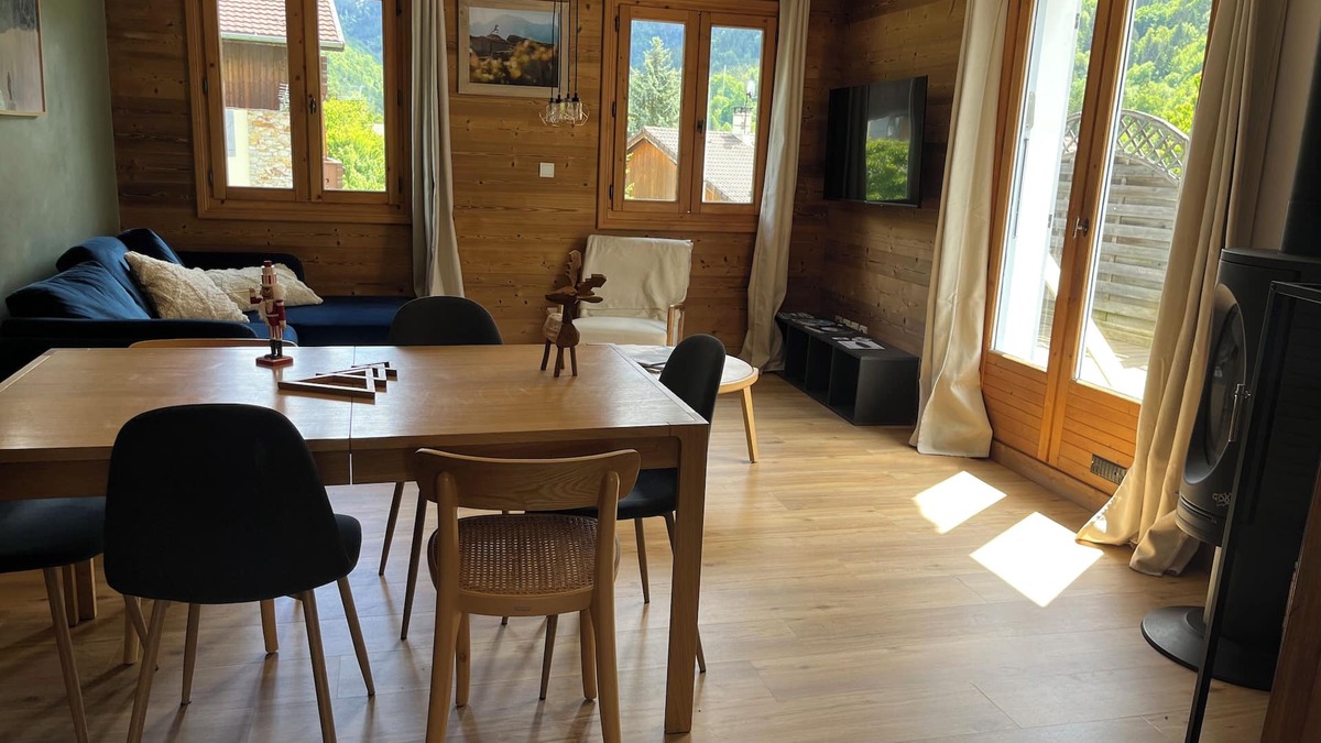 Bozel Apartment | NEW - SUPER DUPLEX WITH TERRACE AND PARKING