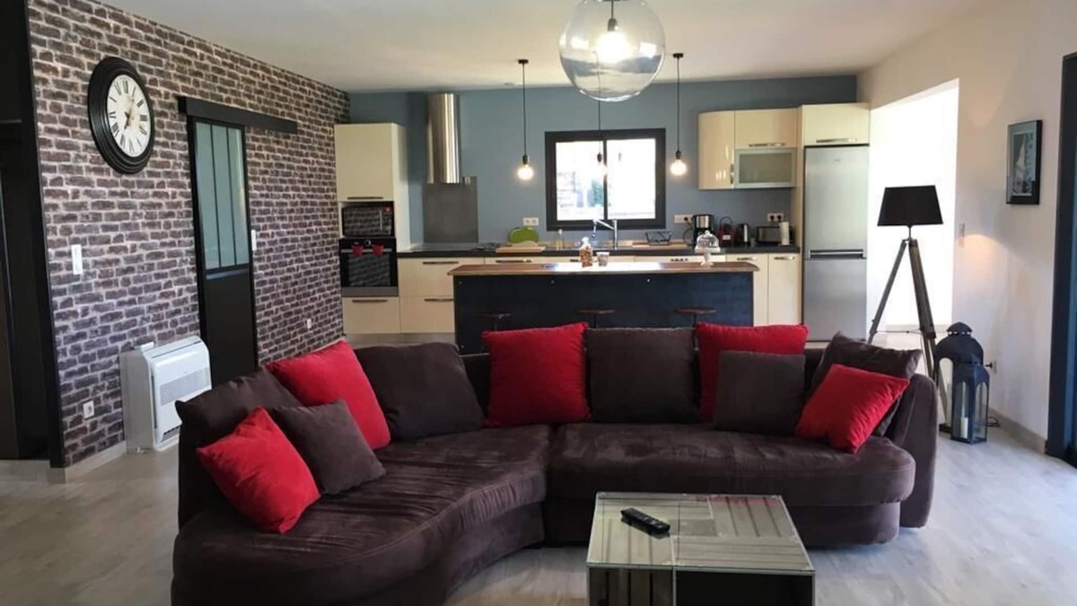 Biguglia Villa | New t4 pool villa on the waterfront 20 min from Bastia