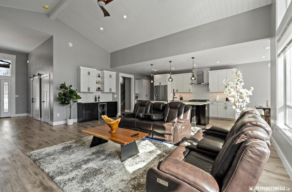 Fishhook House | *NEW!* The Deluxe Stay