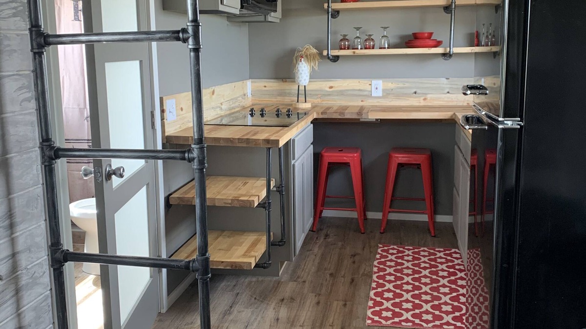 Cortez Cabin | New Tiny home on cattle ranch 80 acres gorgeous view Close to forest McPhee Mesa