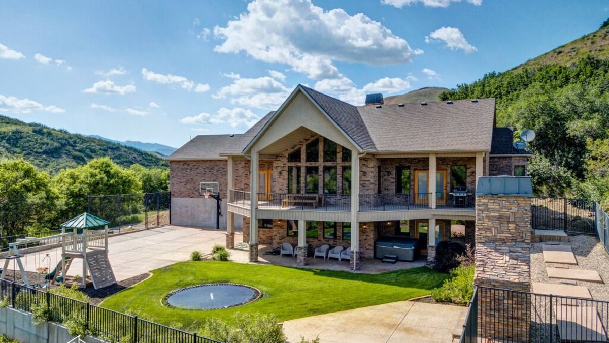 Morgan County House | New to Market Private Weber River Access Stunning Family Retreat