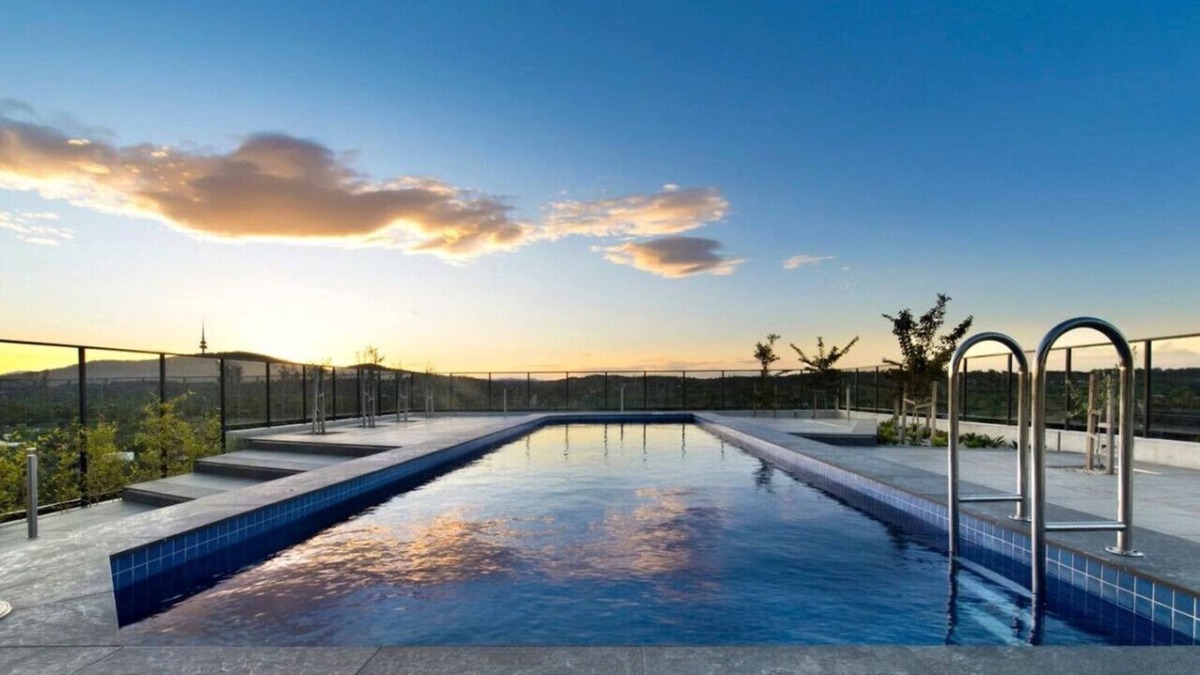 Lyneham Apartment | New to VRBO: Designer Series Apartment on Northbourne