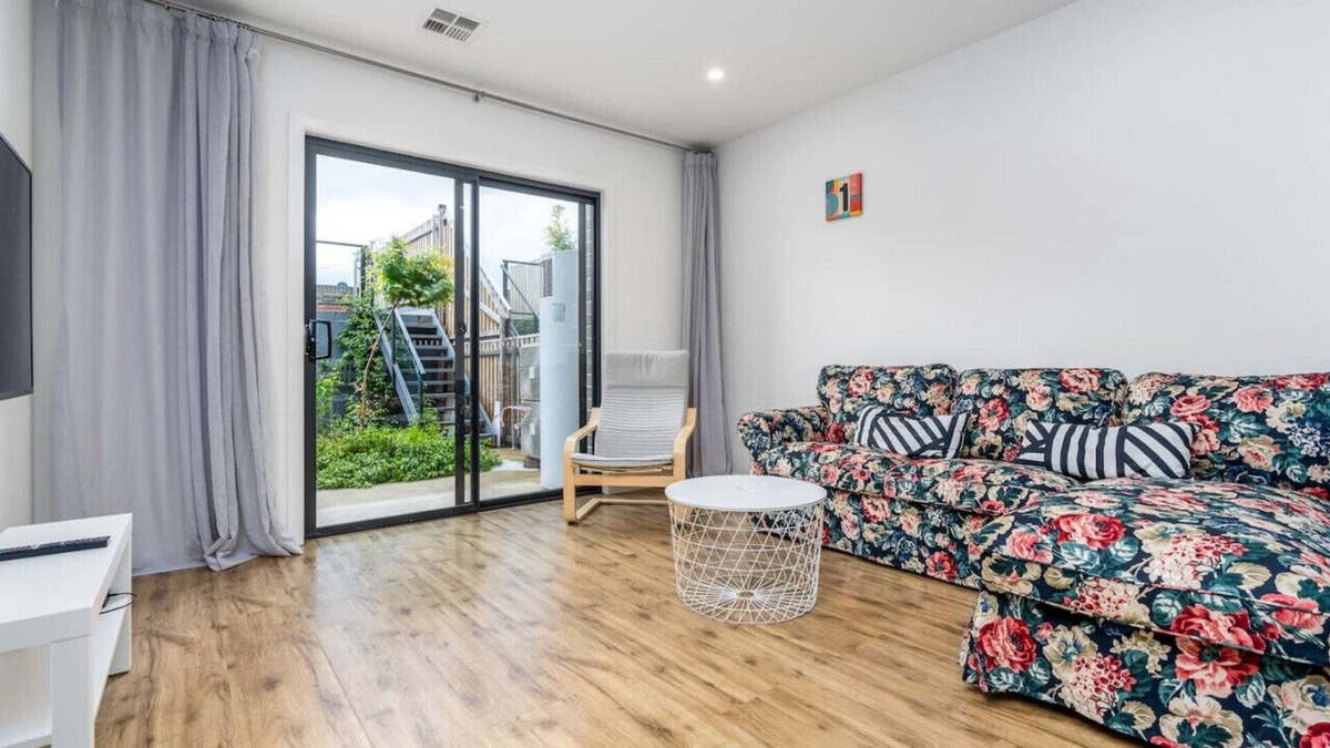 Lawson Apartment | New to VRBO: Light Filled 2BR/2BA Townhouse