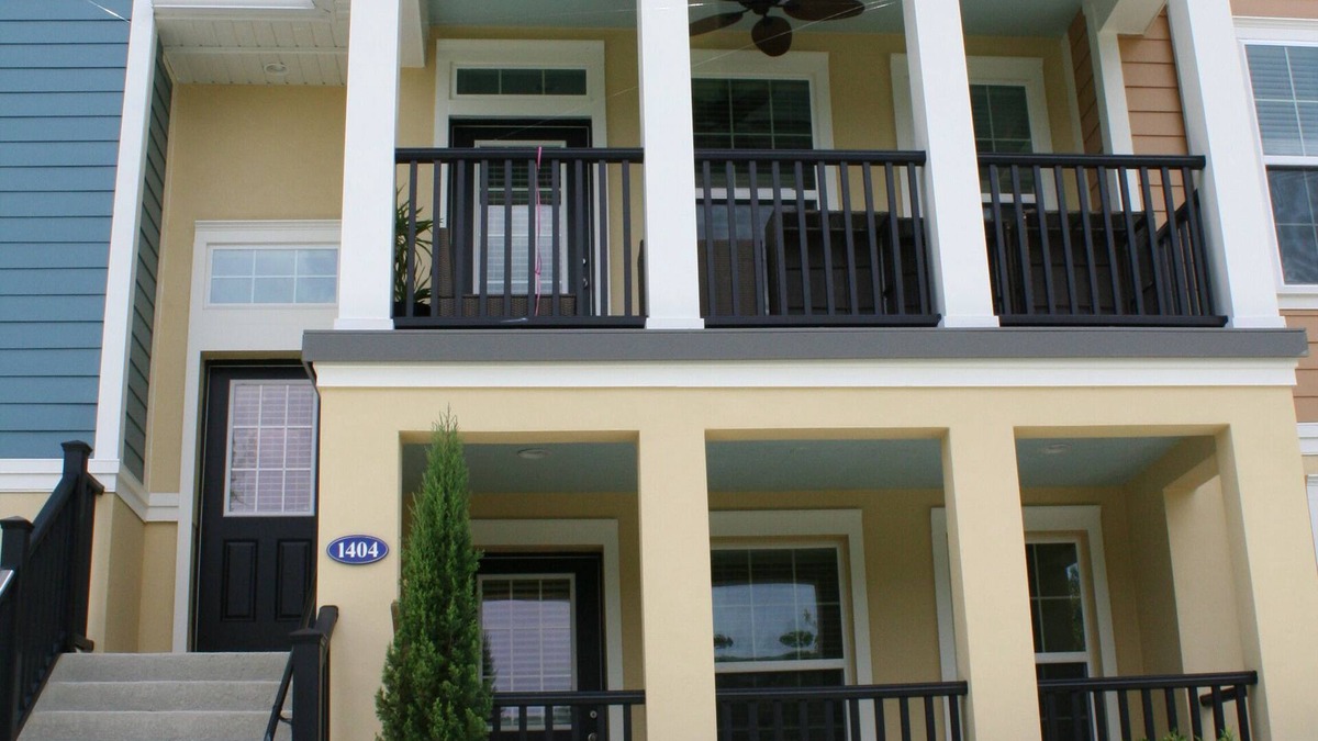 Winter Springs House | New two story townhome with plenty of outdoor space.