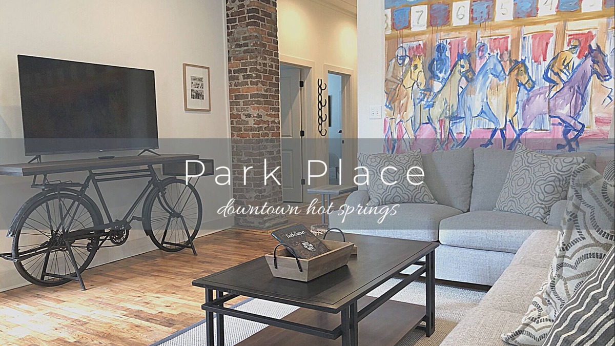 Hot Springs House | NEW! Ultimate Downtown Retreat! Brand New Furnishings!