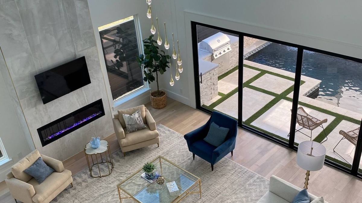 Bluffview Villa | New Ultra High-End Luxury Villa with 6 BR 6.5BA, Pool, Grill, Garage, EV Charger