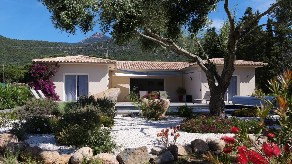 Figari Villa | New villa 10 minutes from the beach
