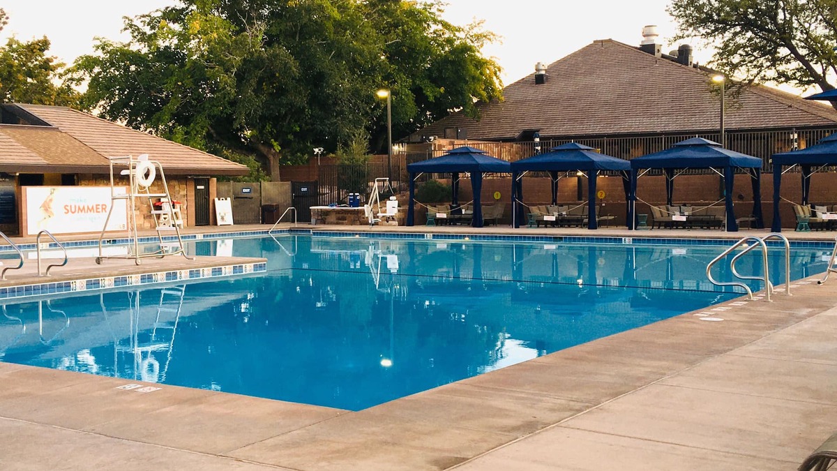 Bloomington Condo | NEW VILLA #3, BEAUTIFUL, POOLSIDE, GROUND FLOOR, CUSTOM, 3 BR 3 BR, PERFECT!