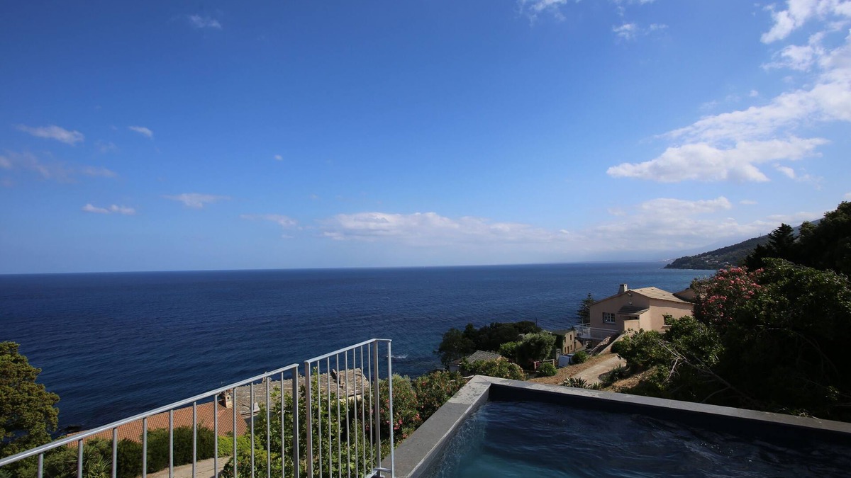 Erbalunga Villa | New villa Elba, 180° sea view, 8 pax, 4 bedrooms, heated swimming pool
