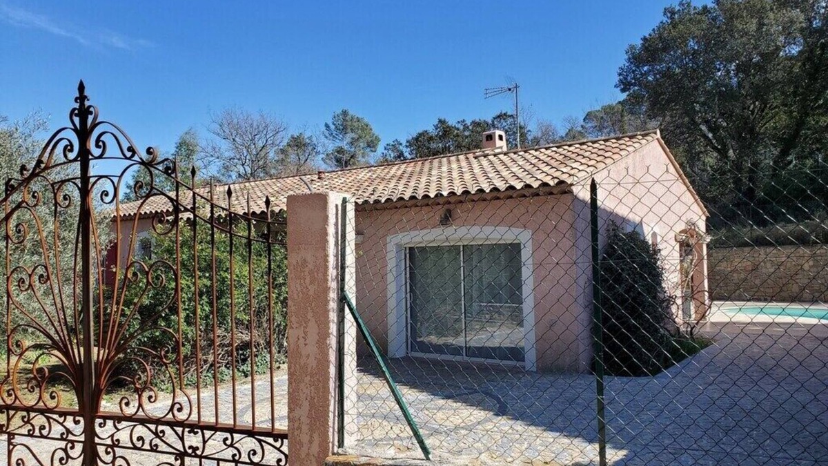Le Thoronet Villa | New villa for 15 people with private heated pool