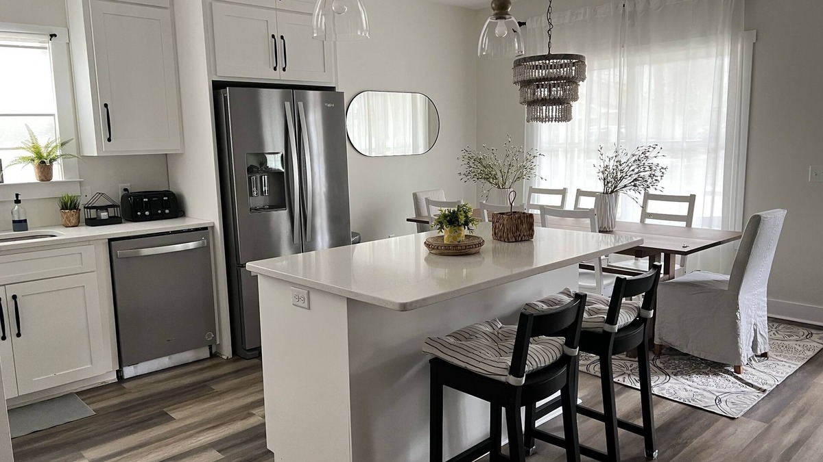 Shellman Bluff House | New-water and golf course view. Sleeps 8, 3 bedrooms, 2 baths, 4 beds.