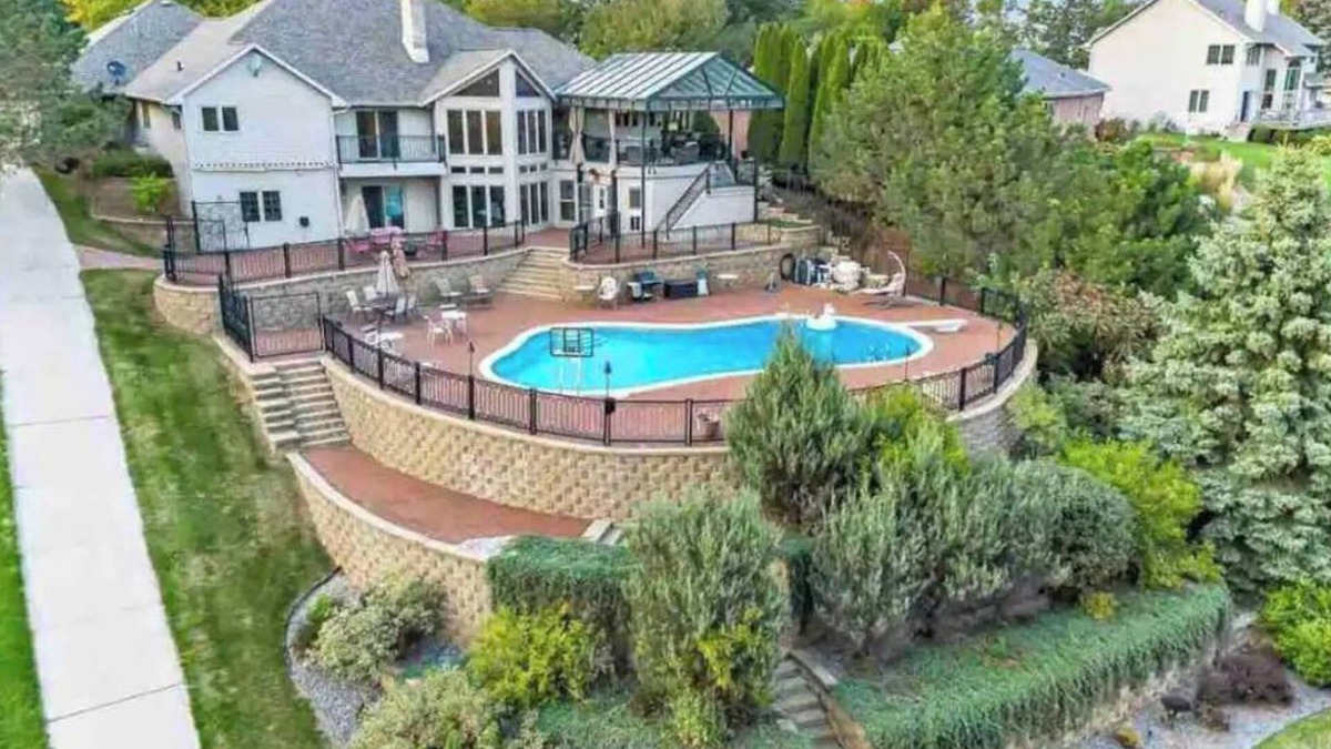 Wrightstown House | NEW! WATERFRONT VACATION DREAM HOME!