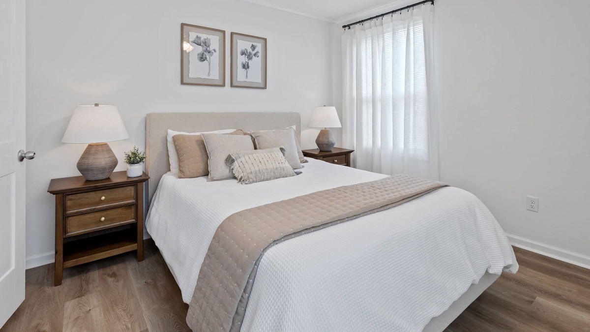Lake Charles House | New! Work. Rest. Play. Stay at Pelican Suites