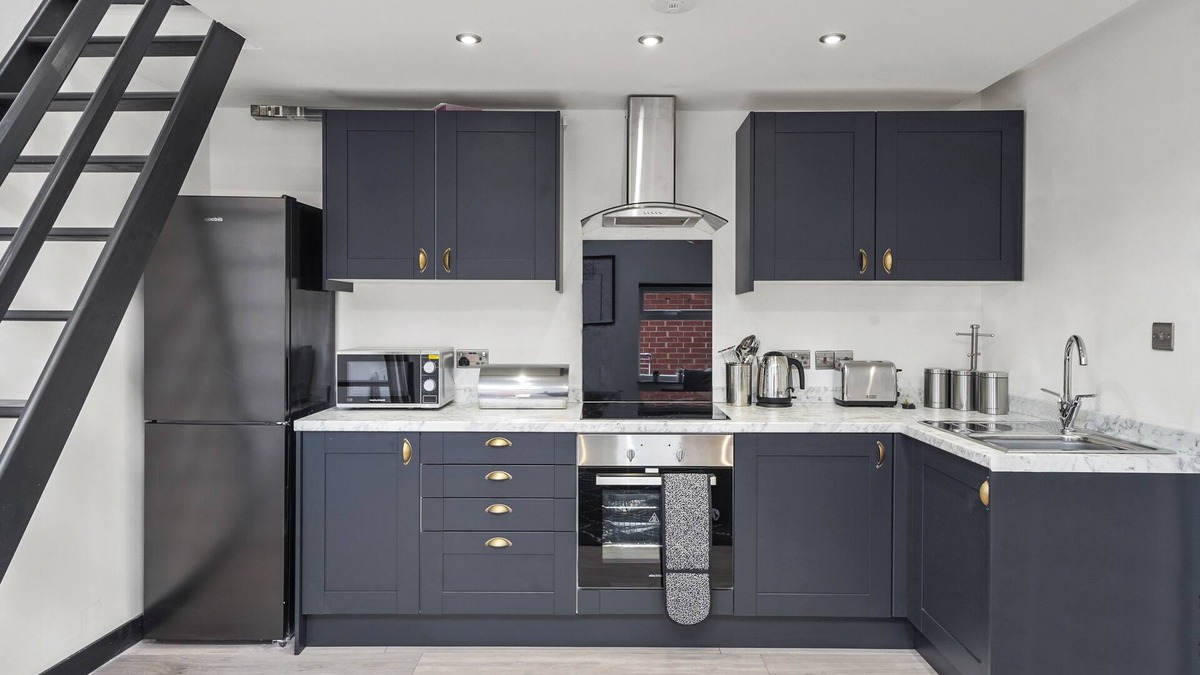 Castleford Apartment | New York Living in Yorkshire - Sleeps 4