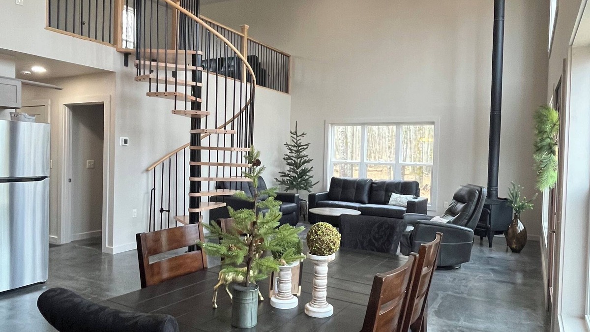 Carter Cabin | Newbuilt Lakefront Cabin, 2 bedrooms, 1.5 baths, 1 mins away from ATV trails