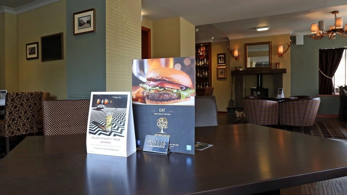 Newburgh Hotel | Newburgh Inn