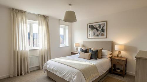 Newcastle-upon-Tyne Apartment | Newcastle Great Park 4BR Home, Sleeps 8