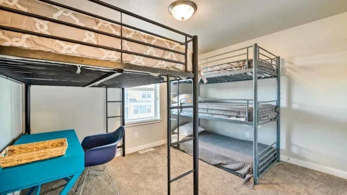 Layton House | Newer 3 bdr near Snowbasin, Hill AFB, Ogden, Pets